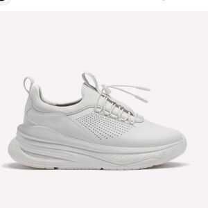 NIB Women's Clove Forte White Sneakers